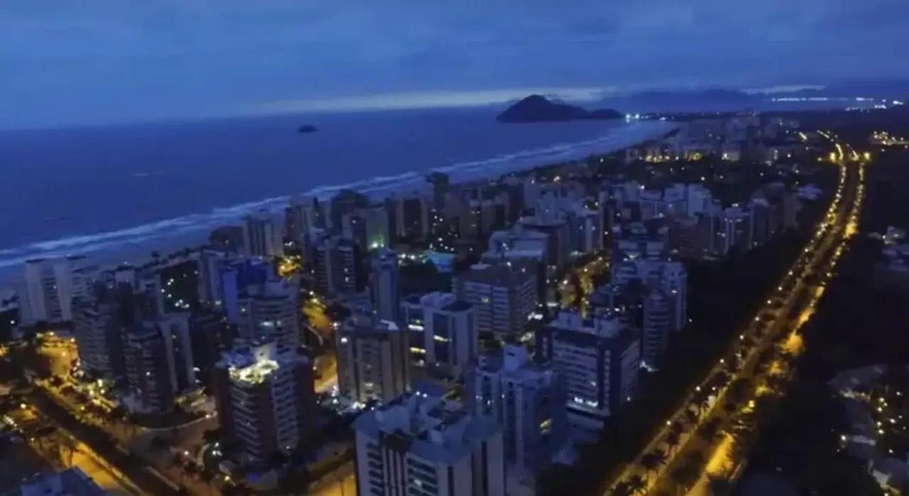 Home 8 I Apto Com Vista Para Mar Bertioga Luaran gambar